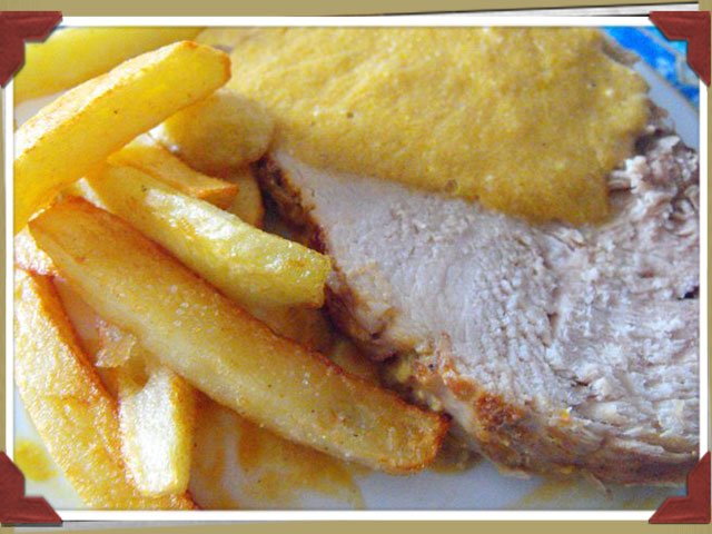 Roti de cerdo en salsa Roti de cerdo en salsa