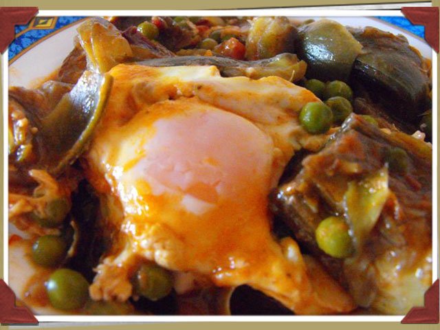 Guiso de alcachofas y guisantes