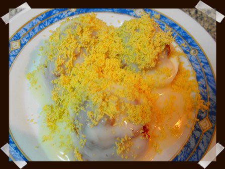 Huevos rellenos de carne