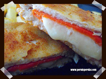 Libritos con piquillo y queso