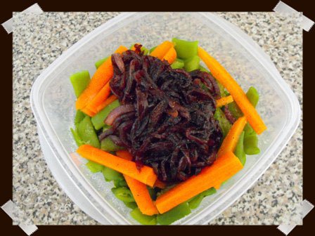 Judías verdes con patata y zanahoria y cebolla al vino