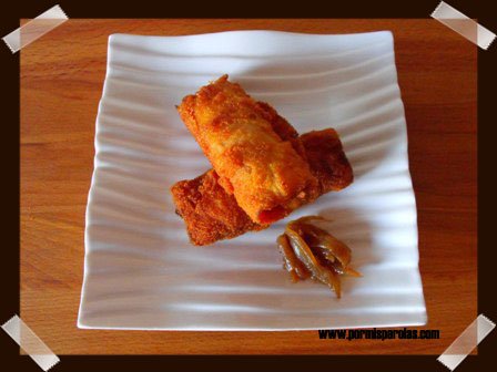 Rollitos de York con cebolla caramelizada y Camembert