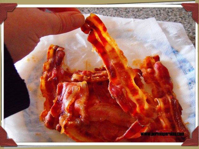 Bacon crujiente en microo