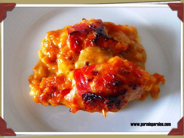 Rollitos de pollo con "salsa sorprendente"